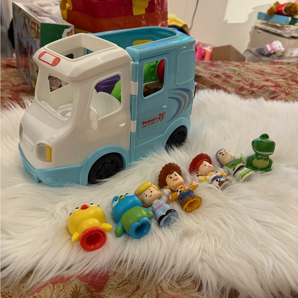 Fisher Price Little People Toy Story 4 Jessie's Campground RV